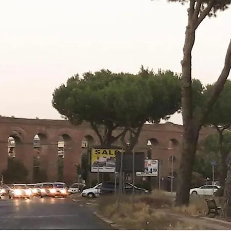 Konukevi A Casa Di Alice